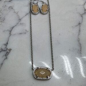 Elegant Silver and Tan Jewelry Set